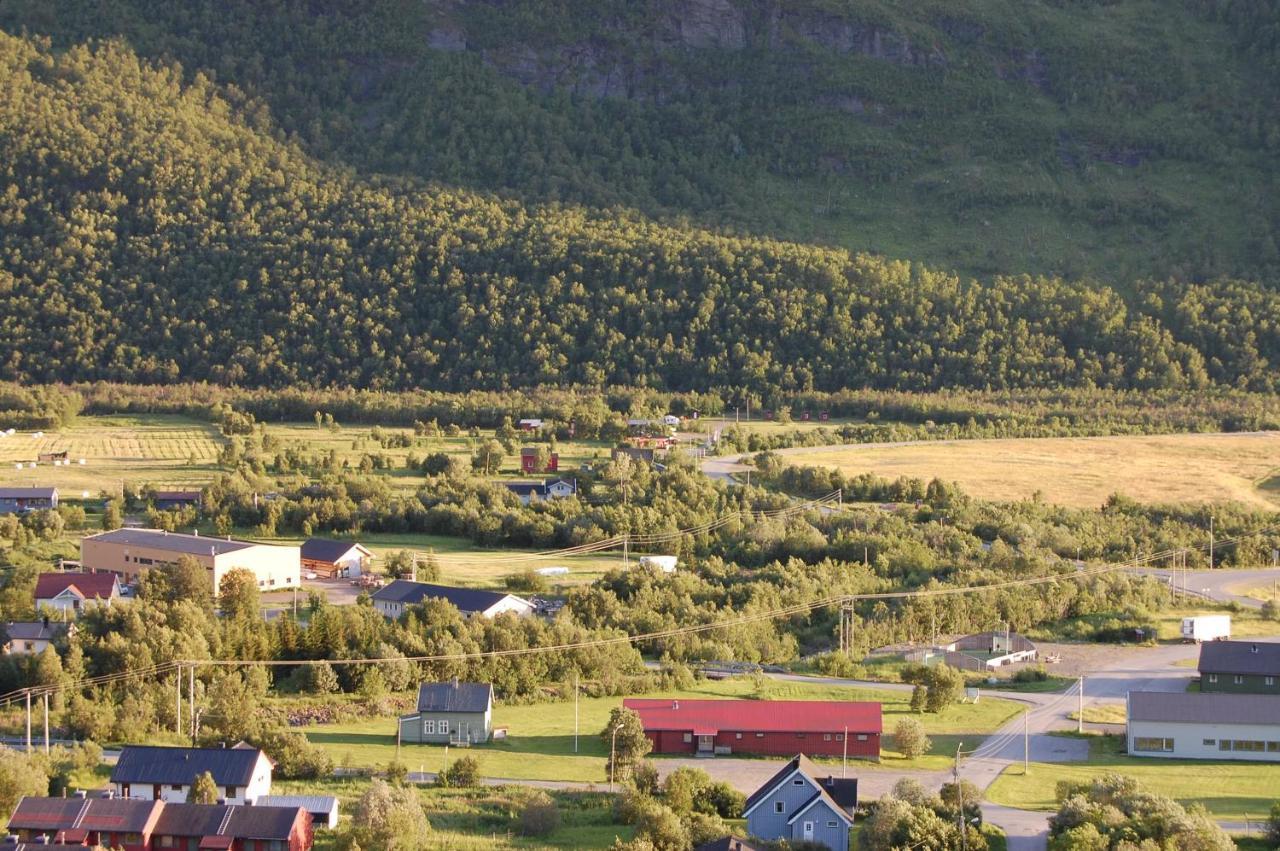 Basecamp Birtavarre Bagian luar foto