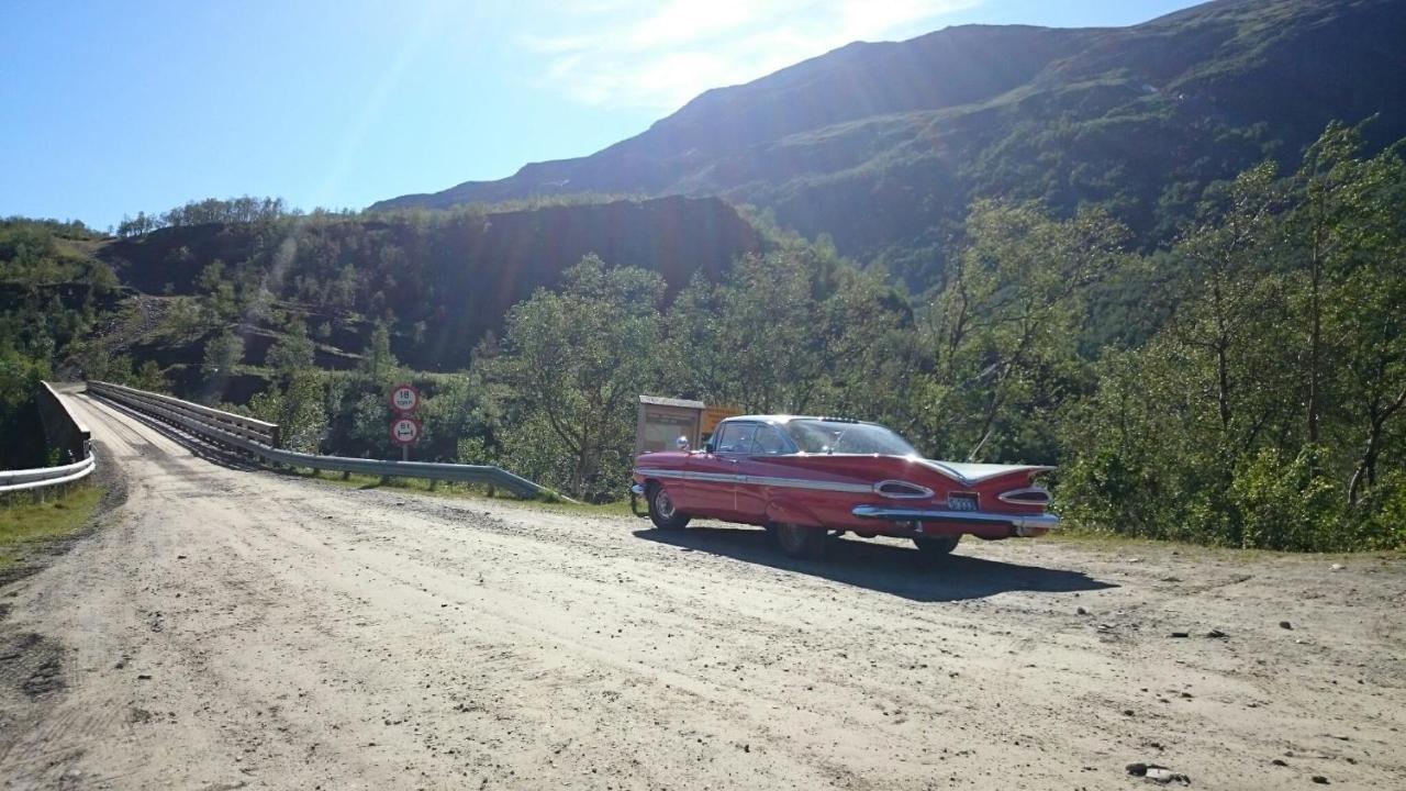 Basecamp Birtavarre Bagian luar foto