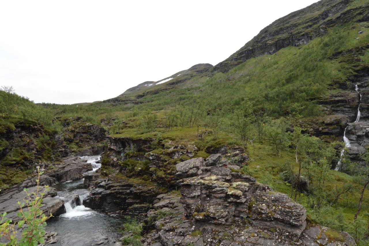 Basecamp Birtavarre Bagian luar foto