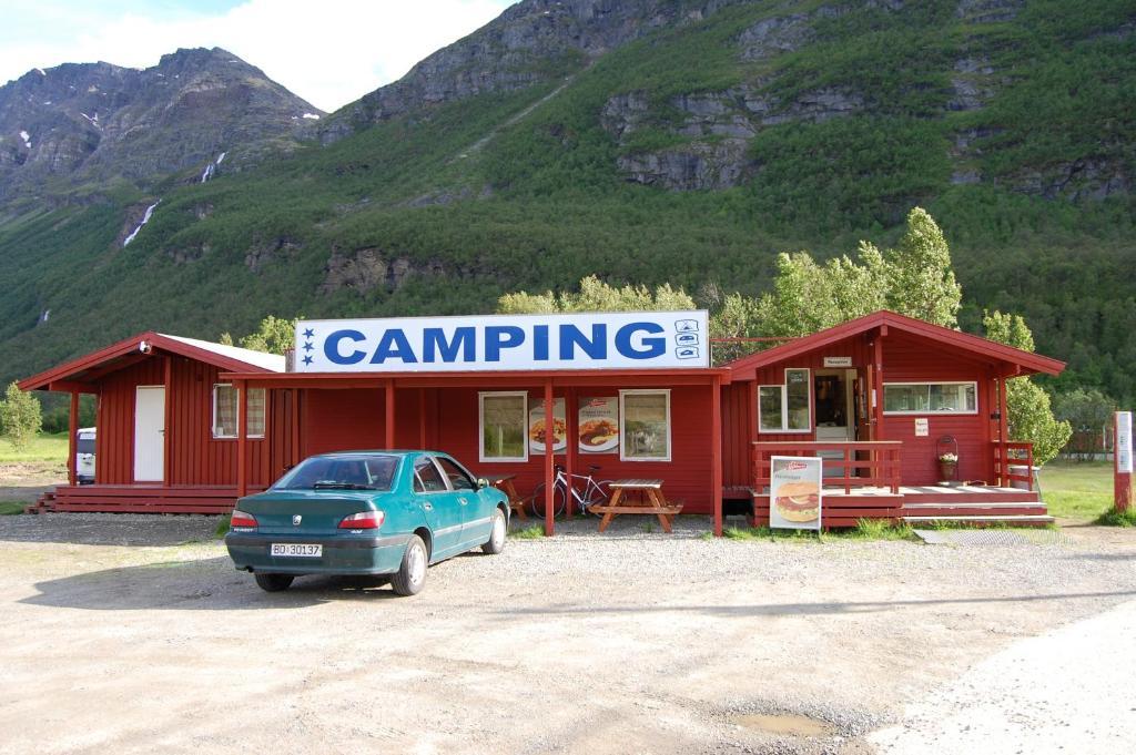 Basecamp Birtavarre Bagian luar foto
