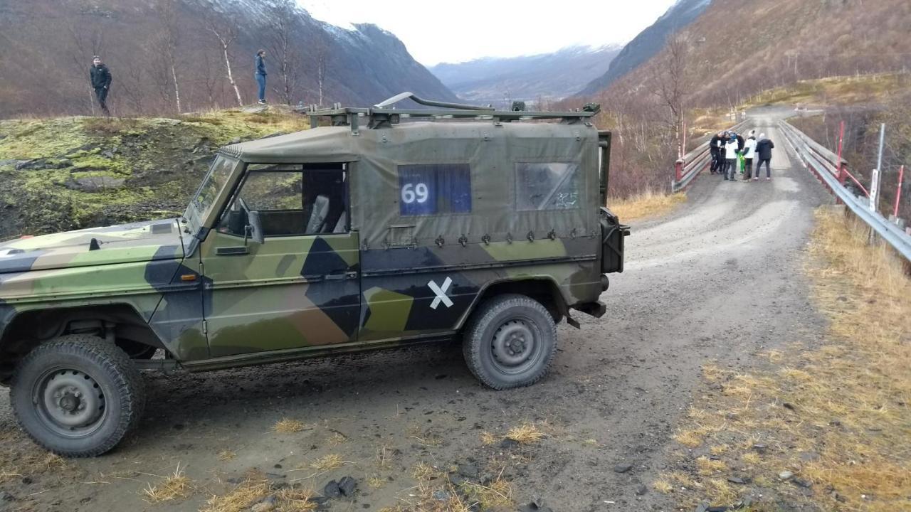 Basecamp Birtavarre Bagian luar foto