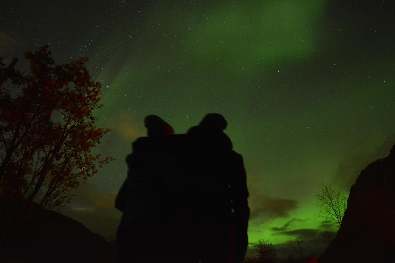 Basecamp Birtavarre Bagian luar foto